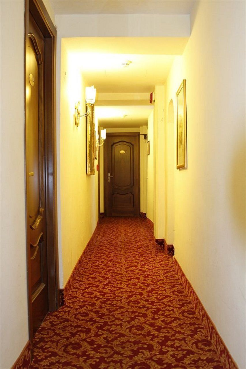 Genio Hotel